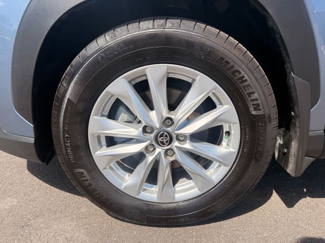 2025 Toyota Corolla Cross LE 2WD - 23088285 - 21