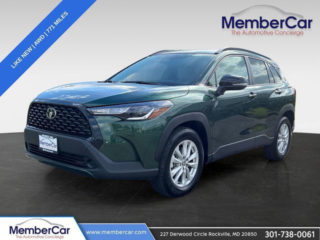 2025 Toyota Corolla Cross LE 4WD - 23022426 - 0