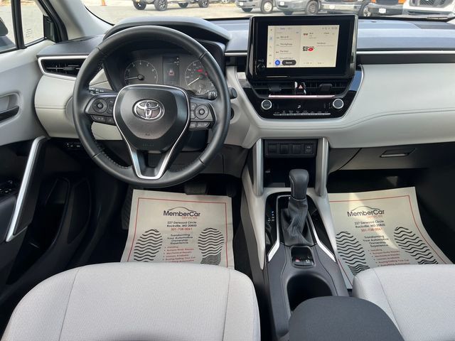 2025 Toyota Corolla Cross LE 4WD - 23022426 - 12