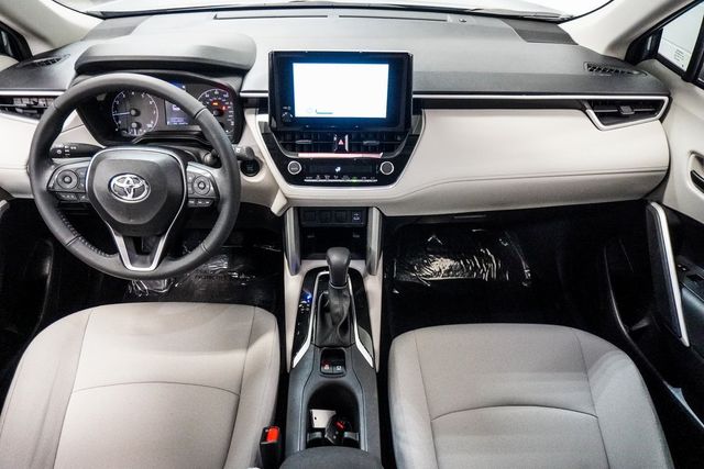 2025 Toyota Corolla Cross LE 4WD - 22968345 - 9