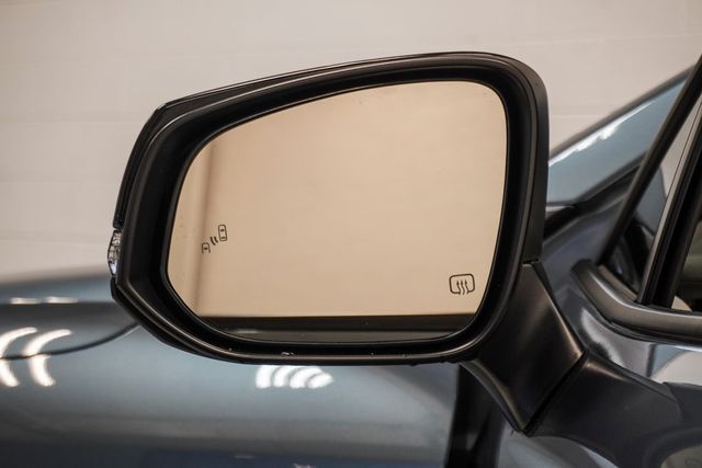 2025 Toyota Corolla Cross LE 4WD - 22968345 - 37