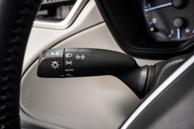 2025 Toyota Corolla Cross LE 4WD - 23015184 - 15