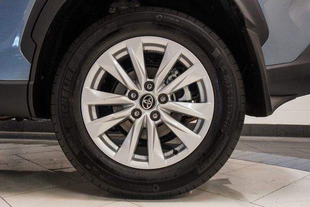 2025 Toyota Corolla Cross LE 4WD - 23015184 - 31