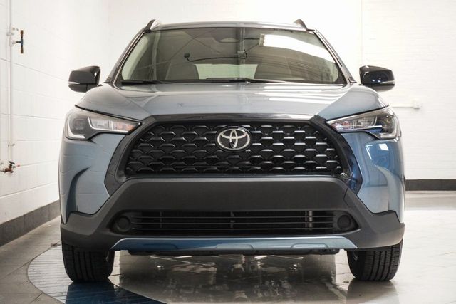 2025 Toyota Corolla Cross LE 4WD - 23015184 - 32