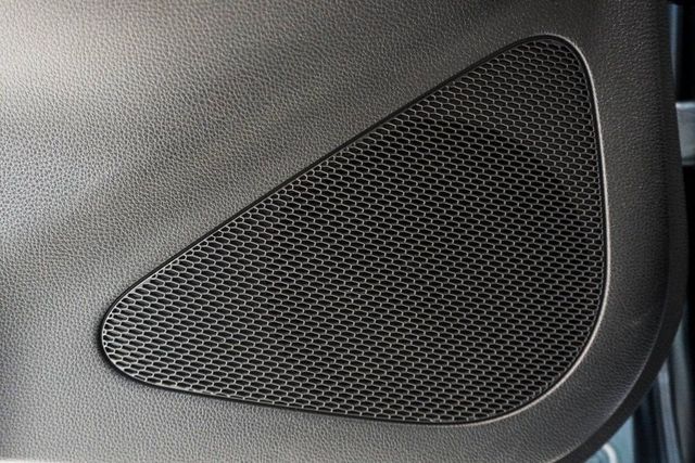 2025 Toyota Corolla Cross LE 4WD - 23015184 - 7