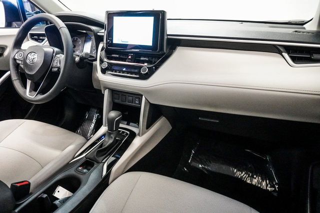 2025 Toyota Corolla Cross LE 4WD - 23015184 - 8