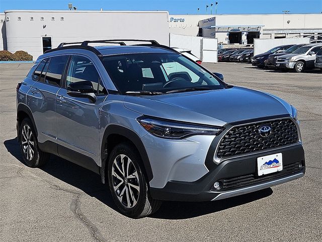 2025 Toyota Corolla Cross XLE 4WD - 22957446 - 5