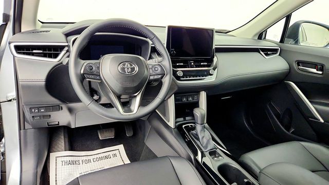2025 Toyota Corolla Cross XLE 4WD w/ Convenience Package - 23028822 - 12