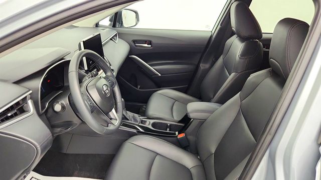 2025 Toyota Corolla Cross XLE 4WD w/ Convenience Package - 23028822 - 18