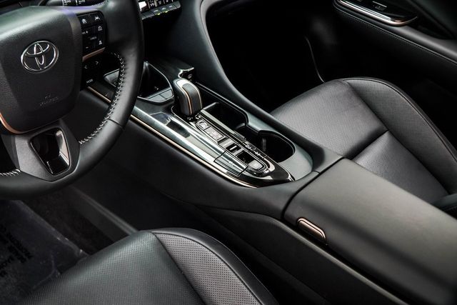 2025 Toyota Crown Limited AWD - 22907856 - 14