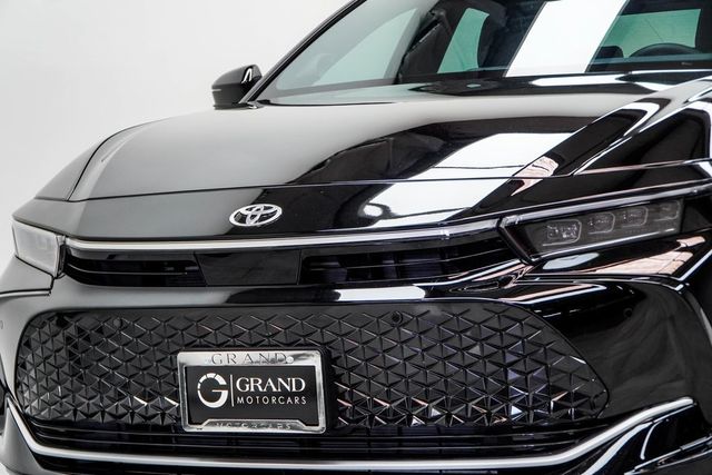 2025 Toyota Crown Limited AWD - 22907856 - 1