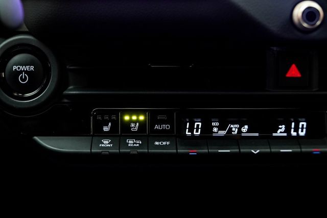 2025 Toyota Crown Limited AWD - 22907856 - 23