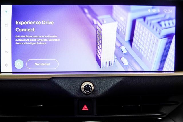 2025 Toyota Crown Limited AWD - 22907856 - 25