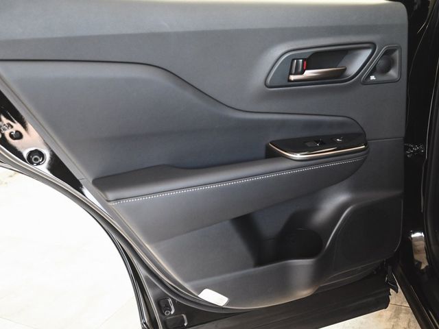 2025 Toyota Crown Platinum - 22930103 - 10