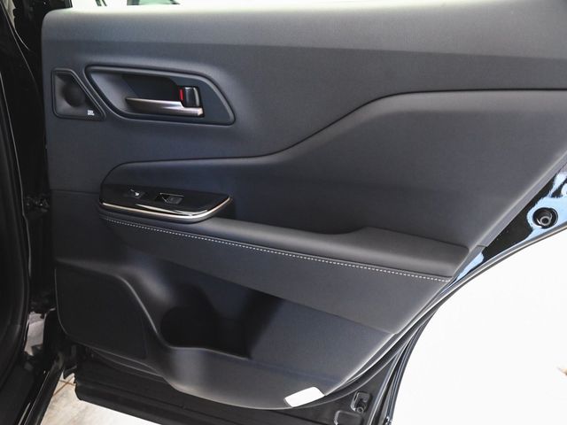 2025 Toyota Crown Platinum - 22930103 - 12