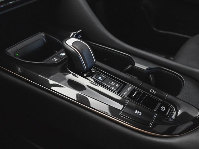 2025 Toyota Crown Platinum - 22930103 - 37