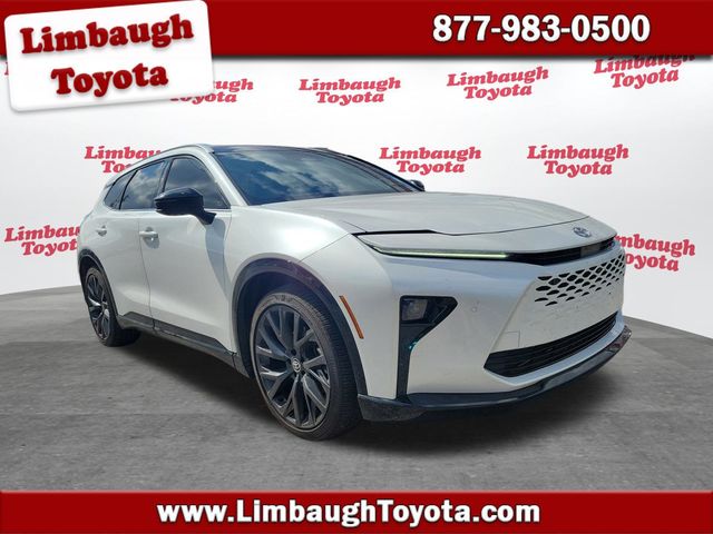 2025 Toyota Crown Signia  - 22927215 - 0