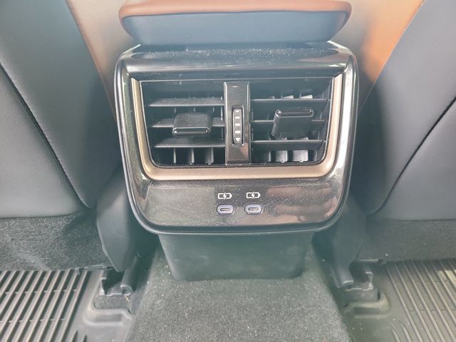 2025 Toyota Crown Signia  - 22927215 - 10