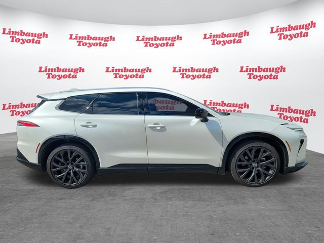 2025 Toyota Crown Signia  - 22927215 - 1