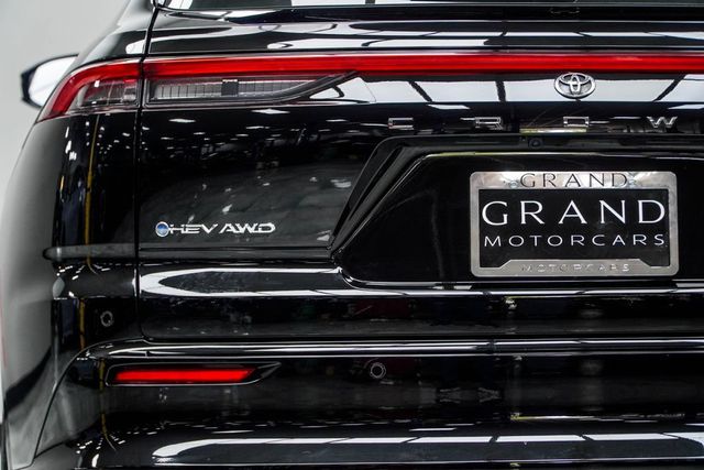 2025 Toyota Crown Signia Limited AWD - 23020281 - 16