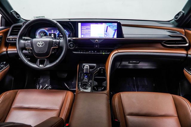 2025 Toyota Crown Signia Limited AWD - 23020281 - 4