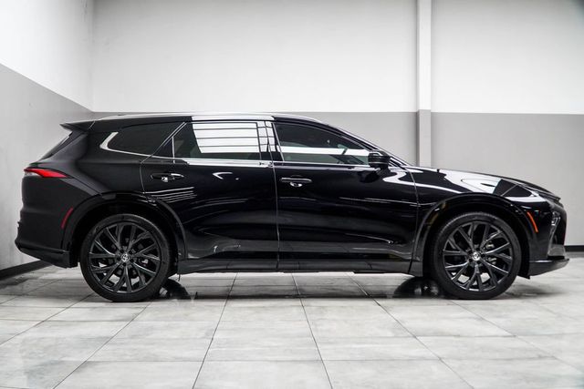 2025 Toyota Crown Signia Limited AWD - 23020281 - 6