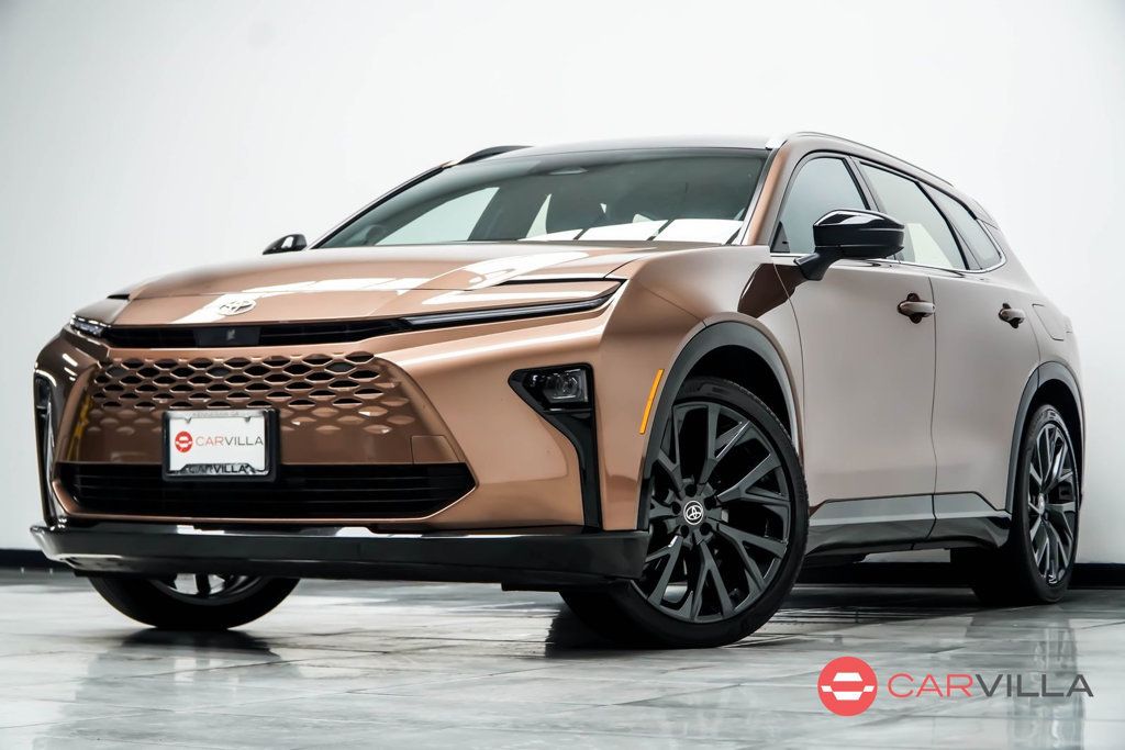 Toyota Crown Signia