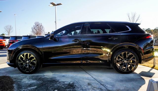 2025 Toyota Crown Signia Limited AWD - 22959503 - 9