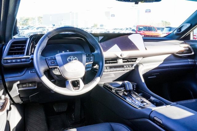 2025 Toyota Crown Signia Limited AWD - 22959503 - 4