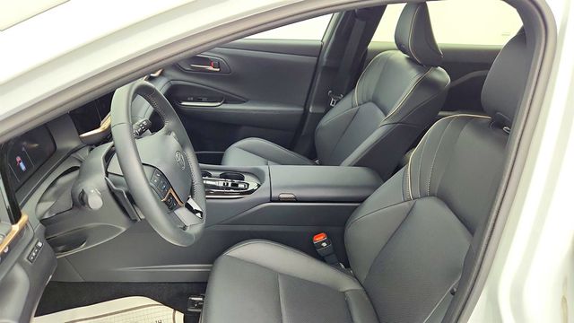 2025 Toyota Crown Signia Limited AWD - 23014183 - 19
