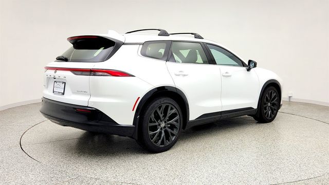 2025 Toyota Crown Signia Limited AWD w/ Advanced Technology Package - 23014183 - 4