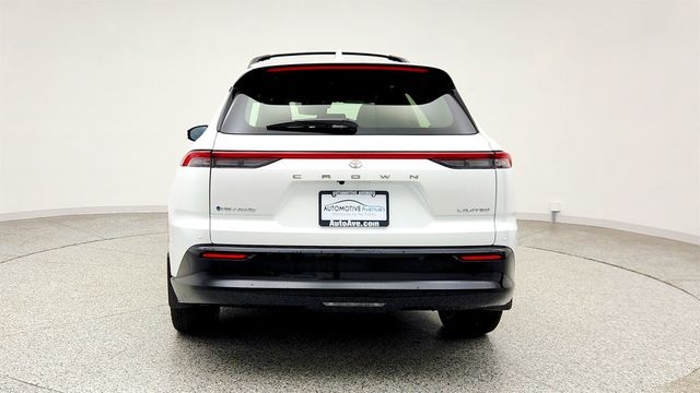 2025 Toyota Crown Signia Limited AWD w/ Advanced Technology Package - 23014183 - 5