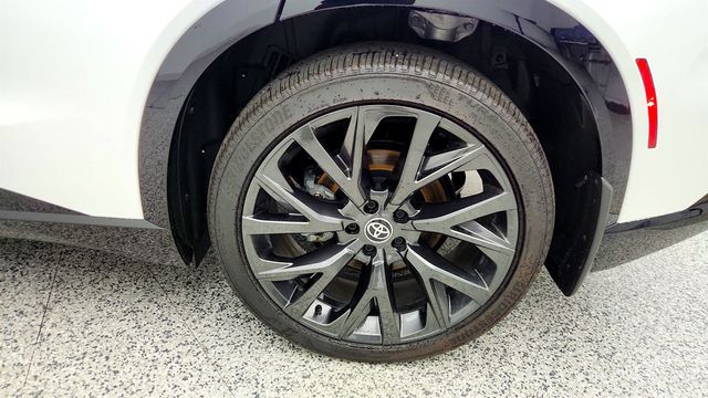 2025 Toyota Crown Signia Limited AWD w/ Advanced Technology Package - 23014183 - 8