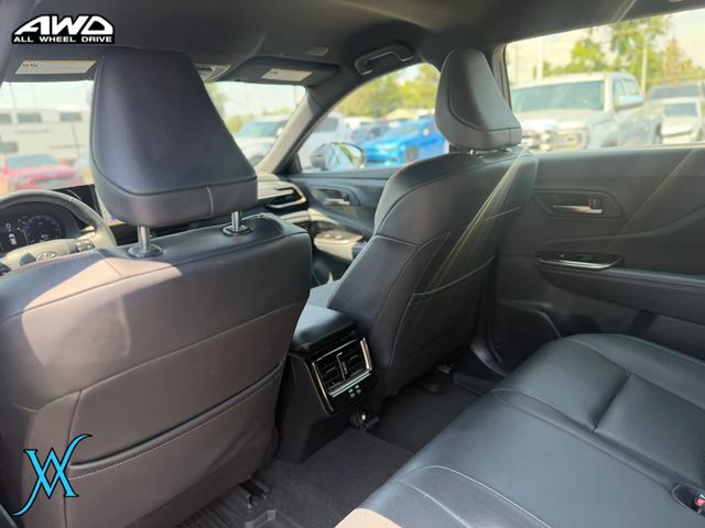 2025 Toyota Crown Signia XLE Hybrid Sport Utility 4D - 23056447 - 15