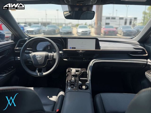 2025 Toyota Crown Signia XLE Hybrid Sport Utility 4D - 23056447 - 25