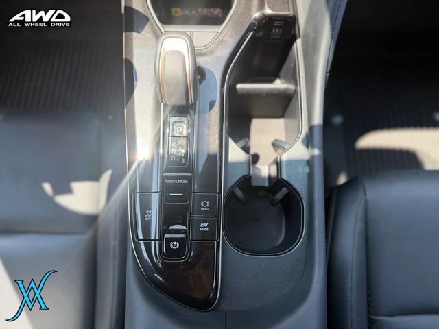 2025 Toyota Crown Signia XLE Hybrid Sport Utility 4D - 23056447 - 27