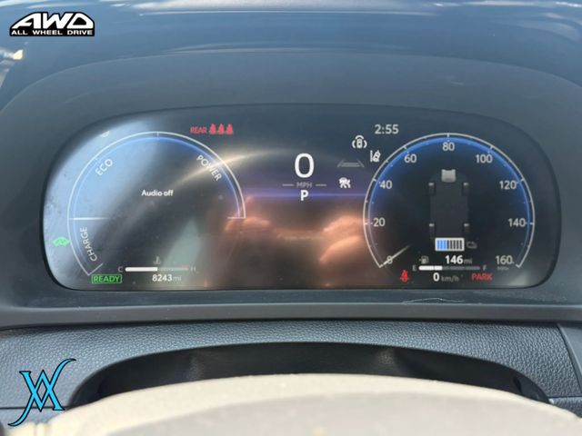 2025 Toyota Crown Signia XLE Hybrid Sport Utility 4D - 23056447 - 32