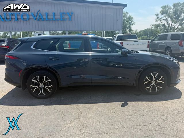 2025 Toyota Crown Signia XLE Hybrid Sport Utility 4D - 23056447 - 7