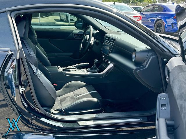 2025 Toyota GR86 Premium Coupe 2D - 23090176 - 16