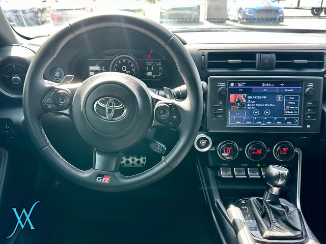 2025 Toyota GR86 Premium Coupe 2D - 23090176 - 20