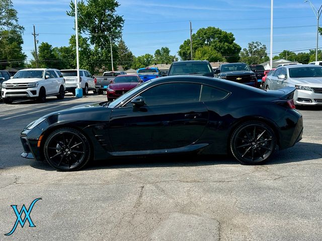 2025 Toyota GR86 Premium Coupe 2D - 23090176 - 3