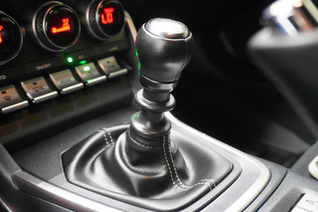 2025 Toyota GR86 Premium Manual - 22999734 - 18