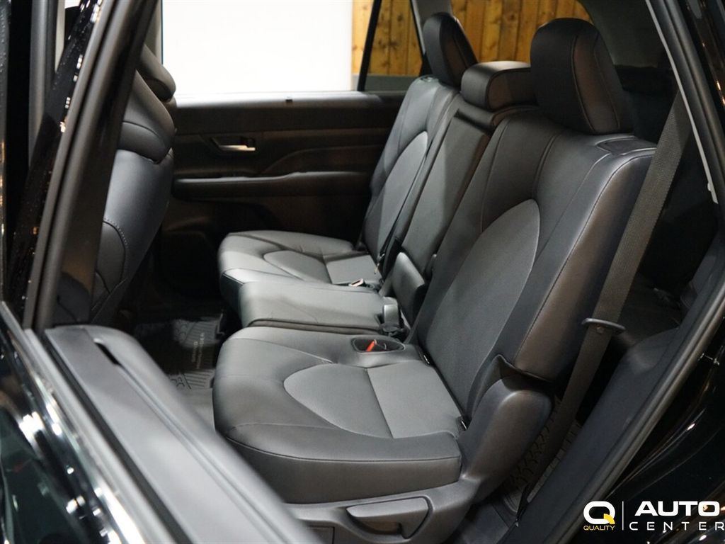 2025 Toyota Grand Highlander  - 22943697 - 29