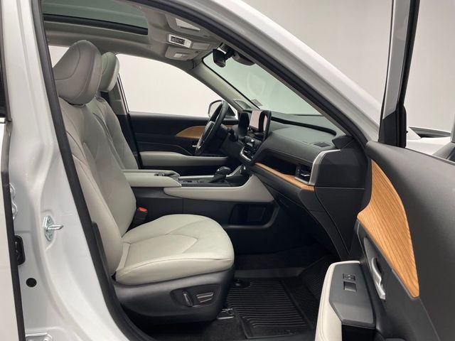 2025 Toyota Grand Highlander Hybrid Limited AWD - 23010300 - 16