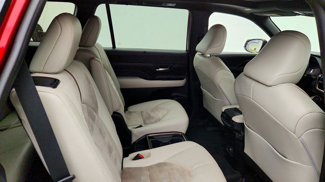2025 Toyota Grand Highlander Hybrid MAX Platinum AWD w/ Illuminated Cargo Sill - 23085403 - 22
