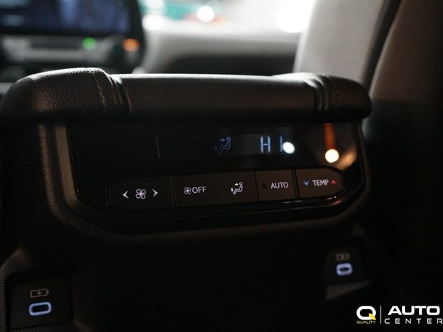 2025 Toyota Grand Highlander Hybrid XLE AWD - 22956978 - 29