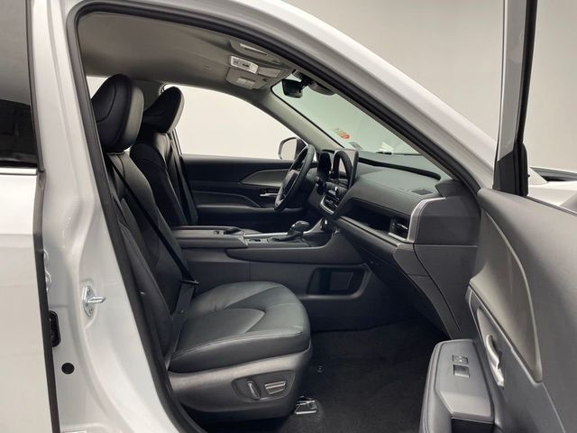 2025 Toyota Grand Highlander LE AWD - 23003346 - 16