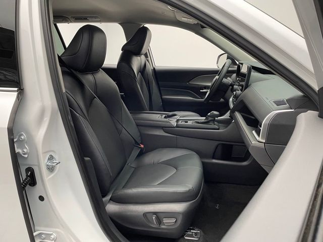 2025 Toyota Grand Highlander LE AWD - 23003346 - 17