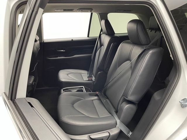 2025 Toyota Grand Highlander LE AWD - 23003346 - 33