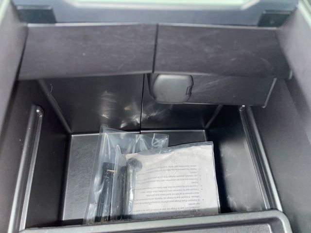 2025 Toyota Grand Highlander LE FWD - 22975372 - 29